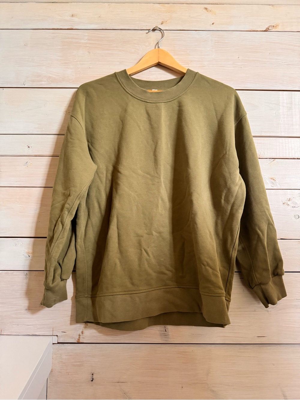 lululemon athletica Olive Crewneck Pullover